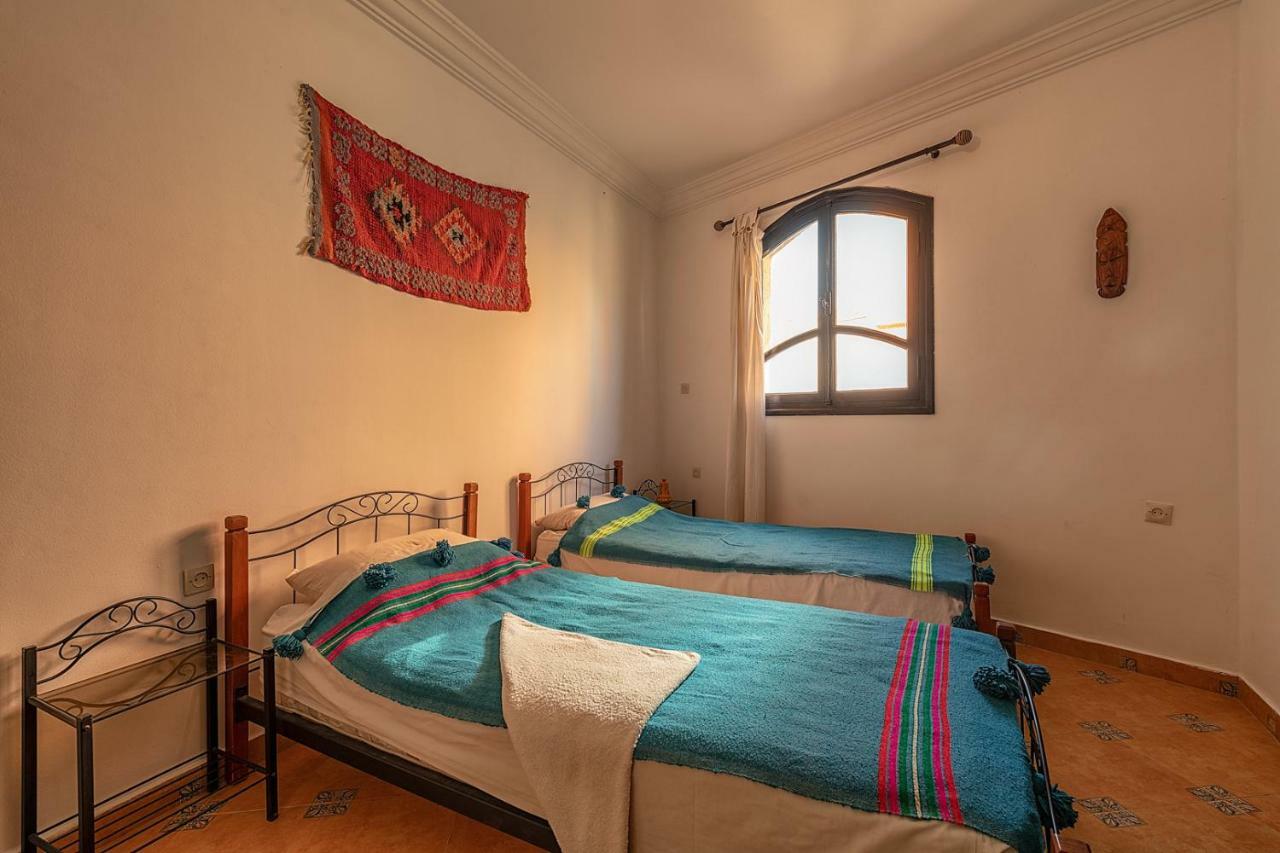 Salt House Morocco - Surf & Yoga Camp Bed & Breakfast Tamraght Luaran gambar